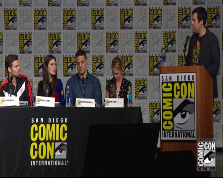 VampireDiariesWorld-dot-nl_TheOriginals_Season3-2015ComicConPanel0445.jpg