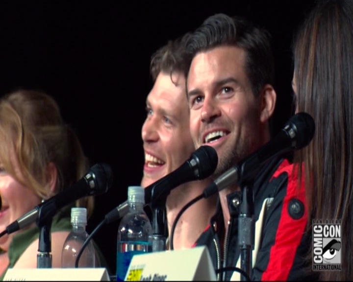 VampireDiariesWorld-dot-nl_TheOriginals_Season3-2015ComicConPanel0456.jpg