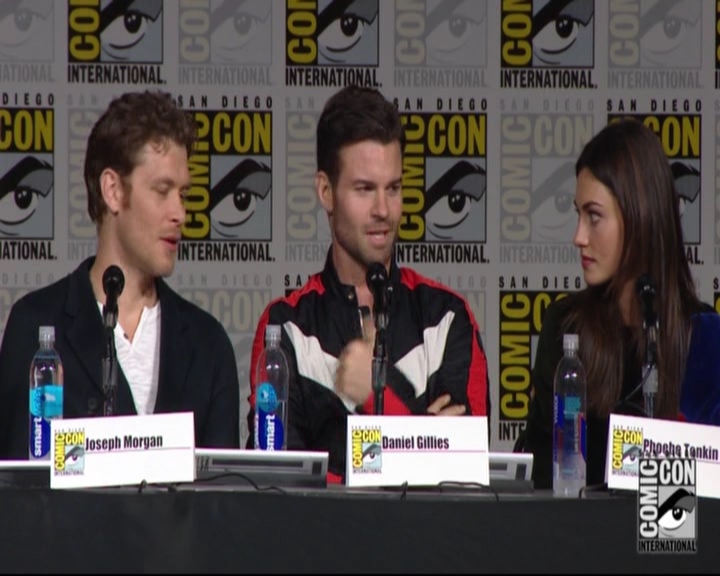 VampireDiariesWorld-dot-nl_TheOriginals_Season3-2015ComicConPanel0460.jpg