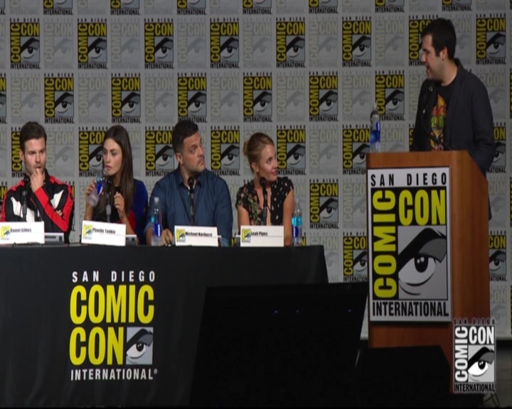 VampireDiariesWorld-dot-nl_TheOriginals_Season3-2015ComicConPanel0483.jpg