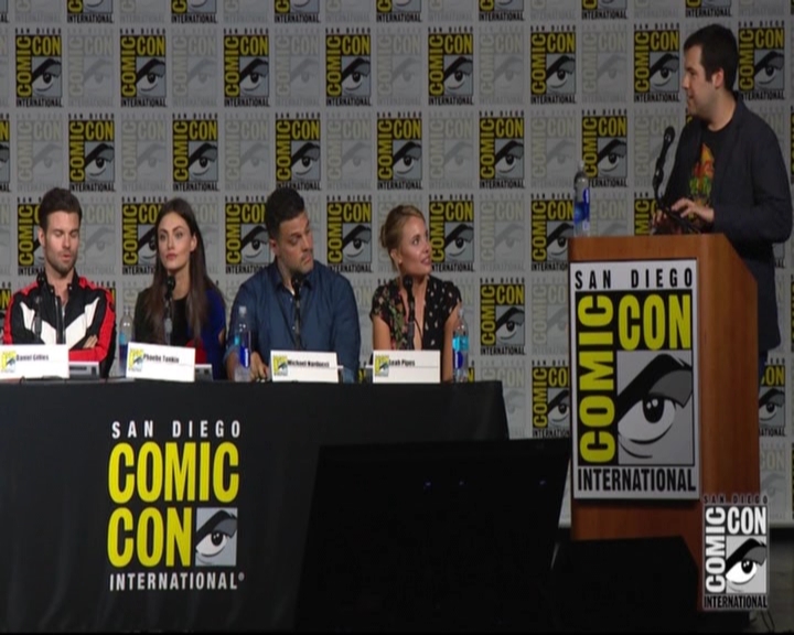 VampireDiariesWorld-dot-nl_TheOriginals_Season3-2015ComicConPanel0492.jpg