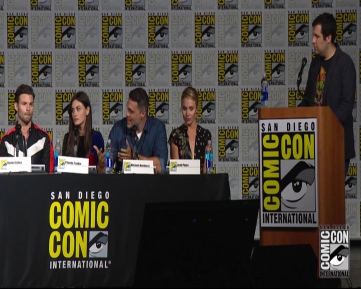 VampireDiariesWorld-dot-nl_TheOriginals_Season3-2015ComicConPanel0946.jpg