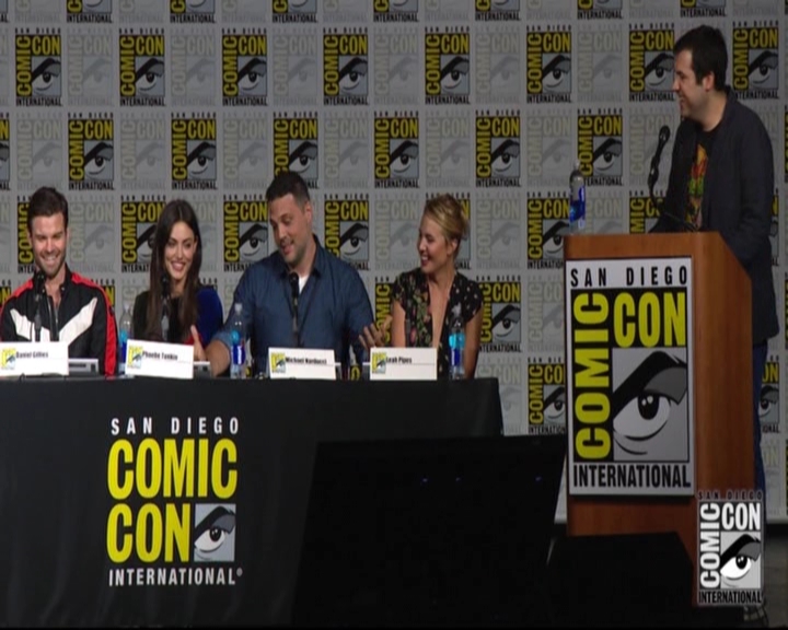 VampireDiariesWorld-dot-nl_TheOriginals_Season3-2015ComicConPanel0971.jpg