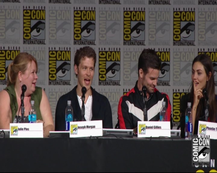 VampireDiariesWorld-dot-nl_TheOriginals_Season3-2015ComicConPanel1493.jpg