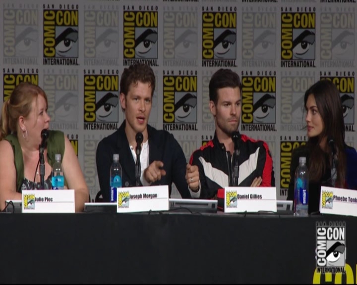 VampireDiariesWorld-dot-nl_TheOriginals_Season3-2015ComicConPanel1561.jpg