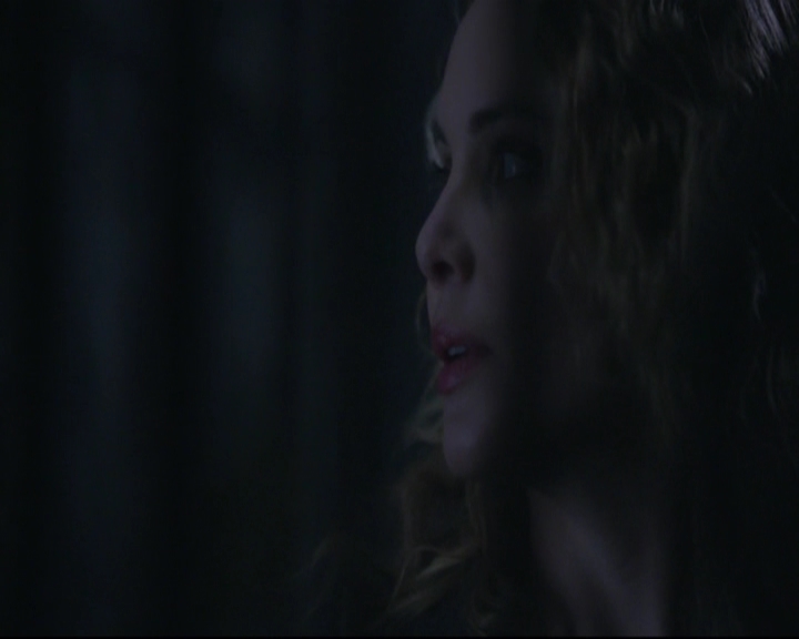 VampireDiariesWorld-dot-nl_TheOriginals_3x17BehindTheBlackHorizon-deletedscenes0234.jpg