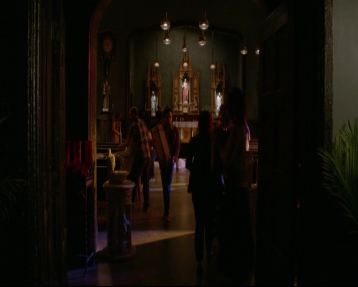 VampireDiariesWorld-dot-nl_TheOriginals_3x22TheBloodyCrown-deletedscenes0060.jpg