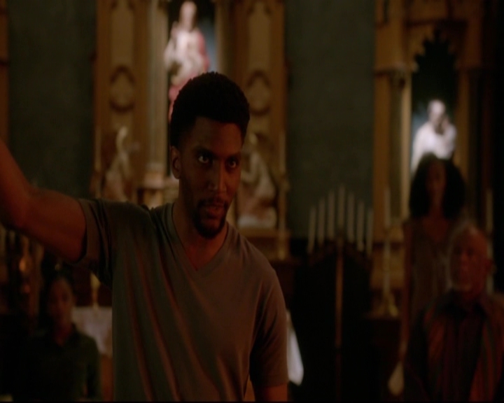 VampireDiariesWorld-dot-nl_TheOriginals_3x22TheBloodyCrown-deletedscenes0071.jpg