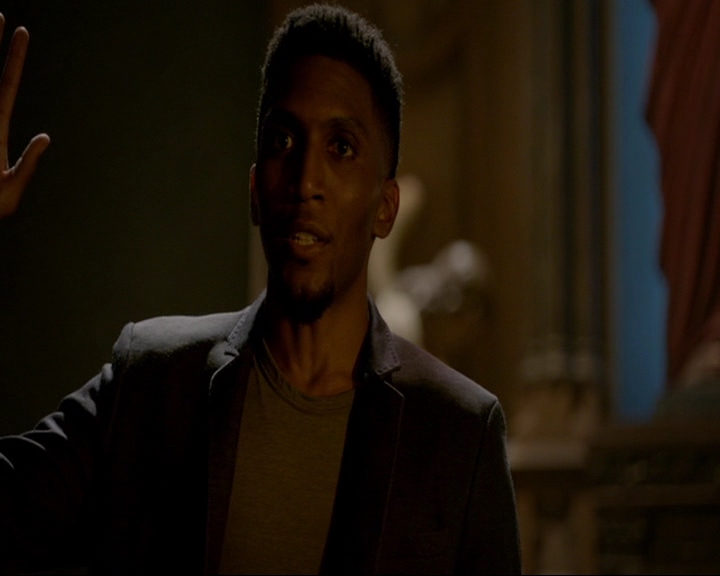 VampireDiaries-dot-nl_TheOriginals4x01GatherUpTheKillers0026.jpg