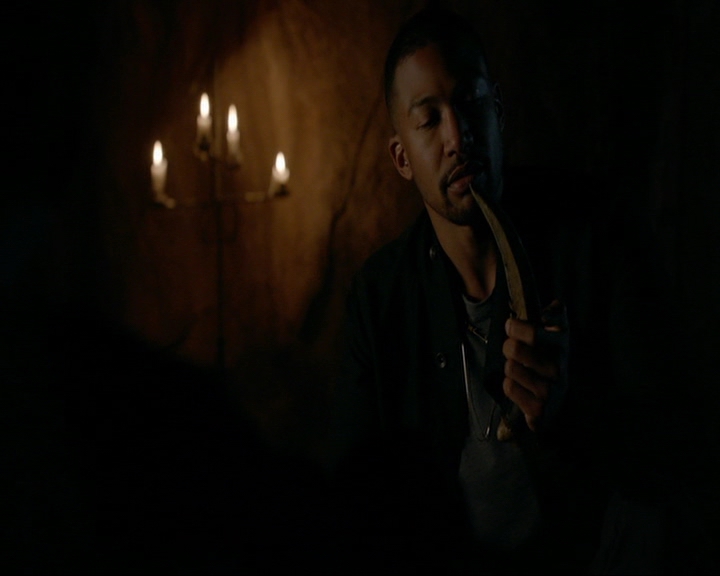 VampireDiaries-dot-nl_TheOriginals4x01GatherUpTheKillers0609.jpg