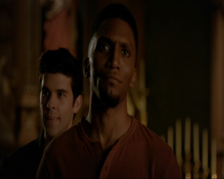 VampireDiaries-dot-nl_TheOriginals4x01GatherUpTheKillers0810.jpg