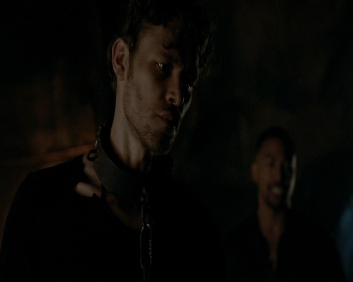 VampireDiaries-dot-nl_TheOriginals4x01GatherUpTheKillers2225.jpg