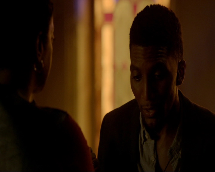 VampireDiaries-dot-nl_TheOriginals4x02NoQuarter0224.jpg