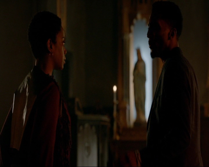 VampireDiaries-dot-nl_TheOriginals4x02NoQuarter0227.jpg