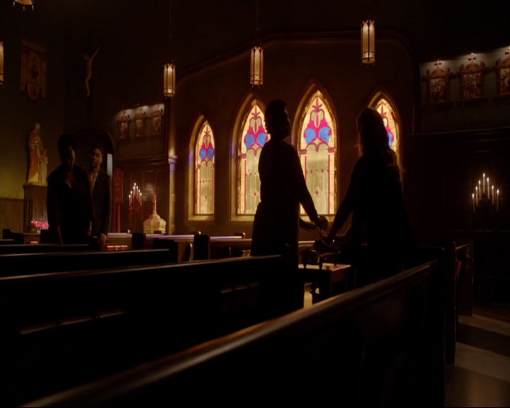 VampireDiaries-dot-nl_TheOriginals4x02NoQuarter0235.jpg