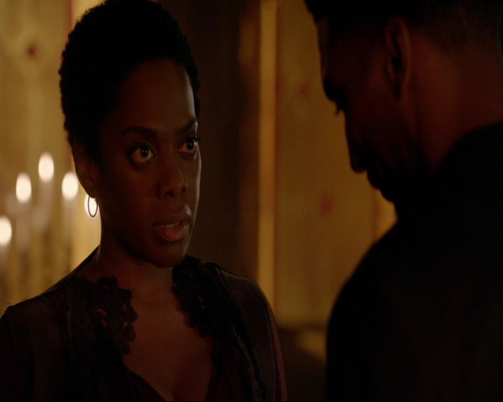 VampireDiaries-dot-nl_TheOriginals4x02NoQuarter0255.jpg