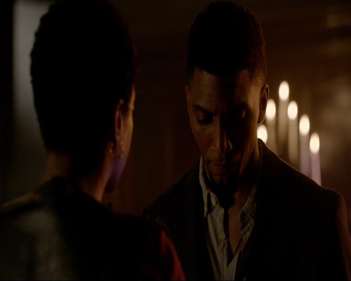 VampireDiaries-dot-nl_TheOriginals4x02NoQuarter0256.jpg