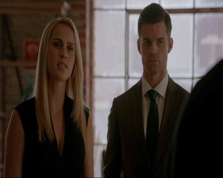 VampireDiaries-dot-nl_TheOriginals4x02NoQuarter0322.jpg