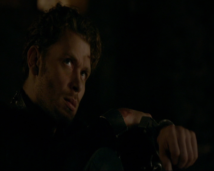 VampireDiaries-dot-nl_TheOriginals4x02NoQuarter0385.jpg