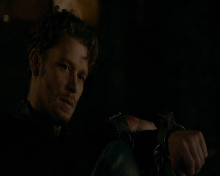 VampireDiaries-dot-nl_TheOriginals4x02NoQuarter0409.jpg