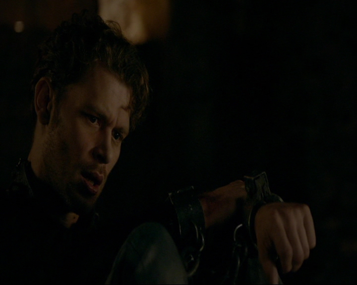 VampireDiaries-dot-nl_TheOriginals4x02NoQuarter0421.jpg