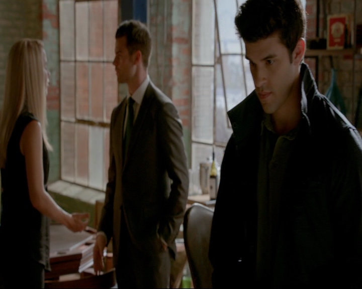 VampireDiaries-dot-nl_TheOriginals4x02NoQuarter0501.jpg