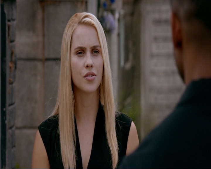 VampireDiaries-dot-nl_TheOriginals4x02NoQuarter0574.jpg