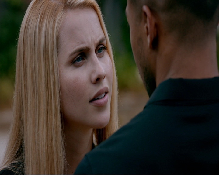 VampireDiaries-dot-nl_TheOriginals4x02NoQuarter0601.jpg