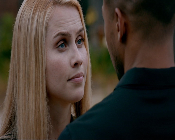 VampireDiaries-dot-nl_TheOriginals4x02NoQuarter0610.jpg