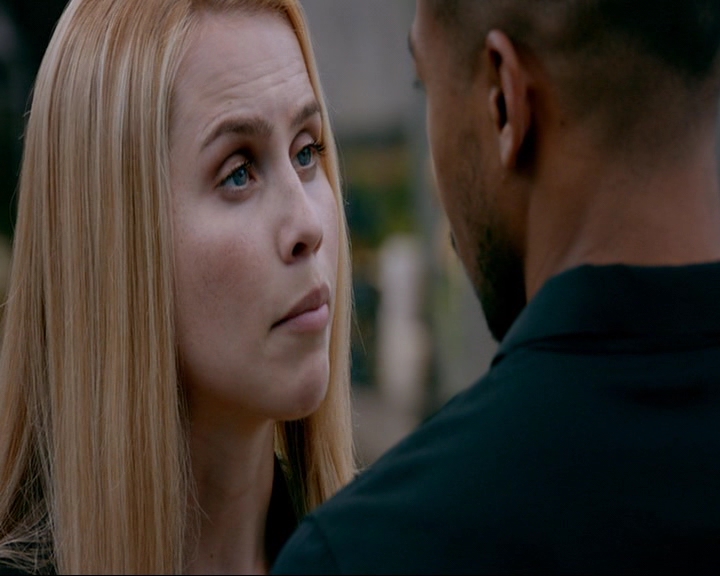 VampireDiaries-dot-nl_TheOriginals4x02NoQuarter0616.jpg