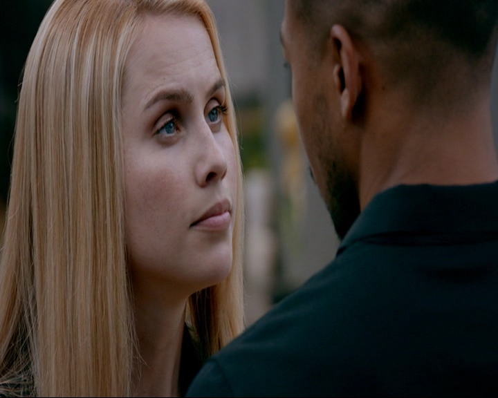 VampireDiaries-dot-nl_TheOriginals4x02NoQuarter0617.jpg