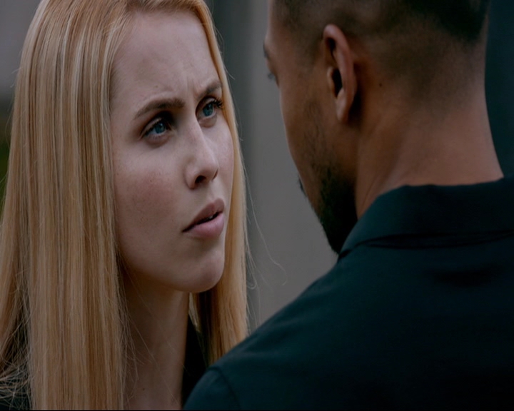 VampireDiaries-dot-nl_TheOriginals4x02NoQuarter0627.jpg