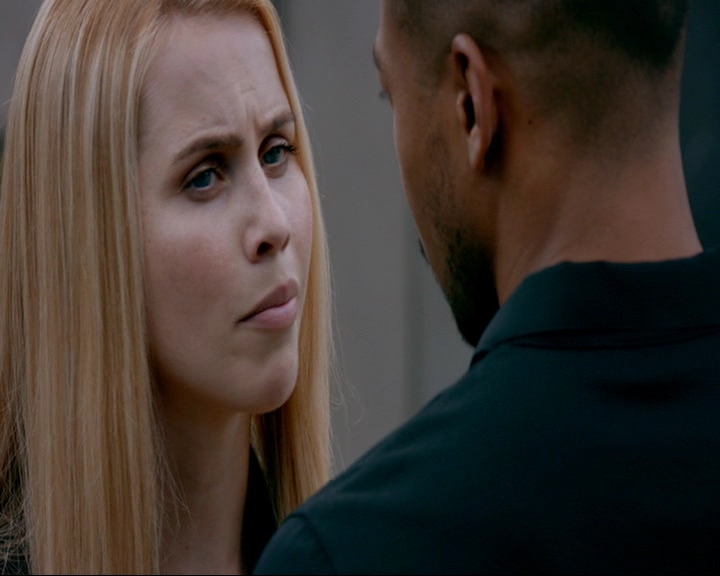 VampireDiaries-dot-nl_TheOriginals4x02NoQuarter0630.jpg