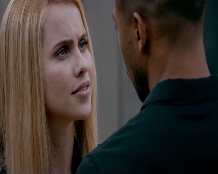 VampireDiaries-dot-nl_TheOriginals4x02NoQuarter0631.jpg