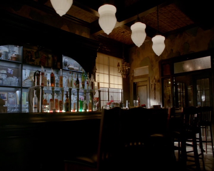 VampireDiaries-dot-nl_TheOriginals4x02NoQuarter0725.jpg