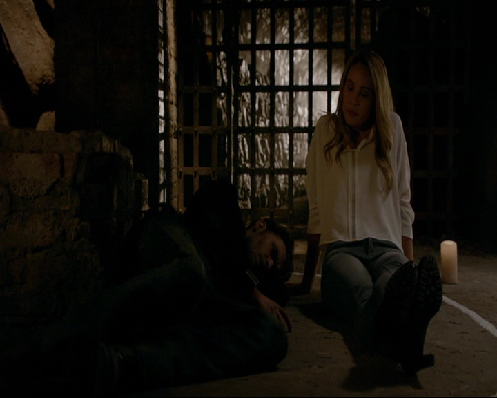 VampireDiaries-dot-nl_TheOriginals4x02NoQuarter0794.jpg