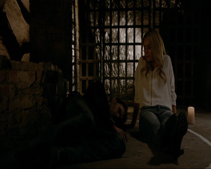 VampireDiaries-dot-nl_TheOriginals4x02NoQuarter0797.jpg