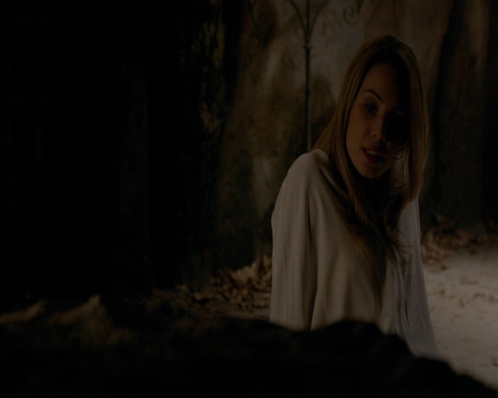 VampireDiaries-dot-nl_TheOriginals4x02NoQuarter0813.jpg