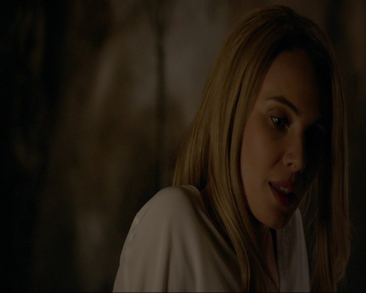 VampireDiaries-dot-nl_TheOriginals4x02NoQuarter0825.jpg