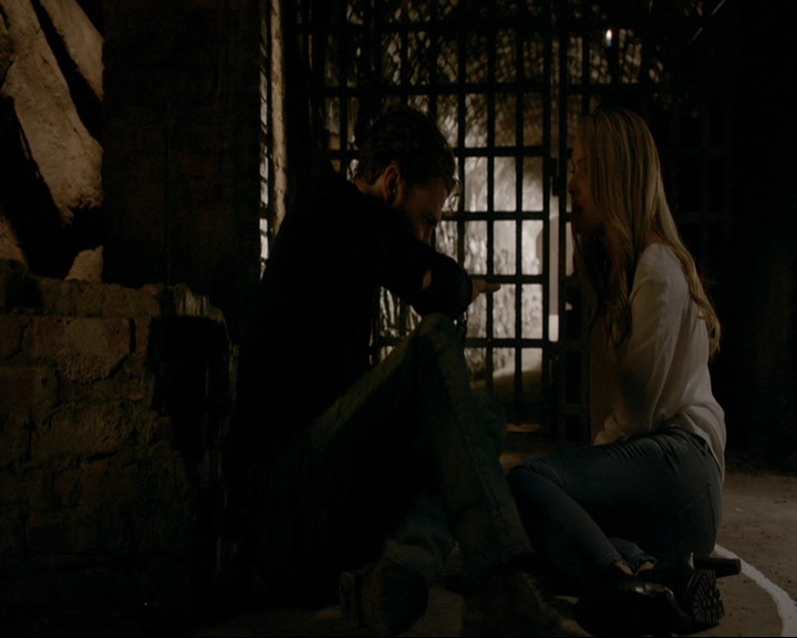 VampireDiaries-dot-nl_TheOriginals4x02NoQuarter0880.jpg