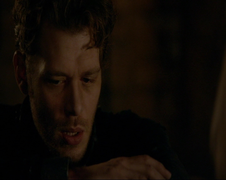 VampireDiaries-dot-nl_TheOriginals4x02NoQuarter0902.jpg