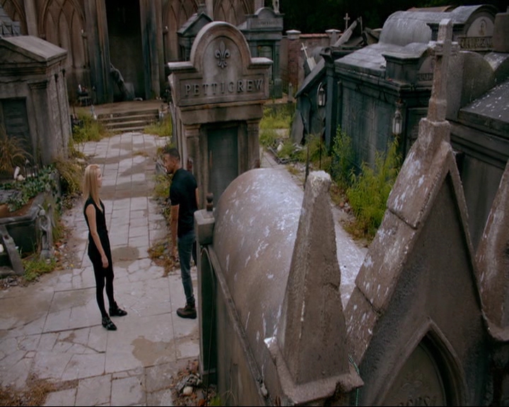 VampireDiaries-dot-nl_TheOriginals4x02NoQuarter0917.jpg