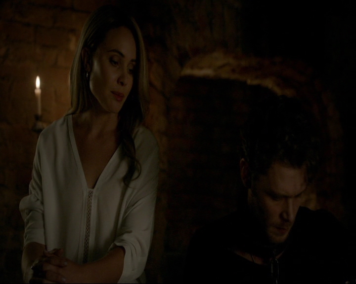 VampireDiaries-dot-nl_TheOriginals4x02NoQuarter0988.jpg