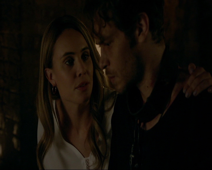 VampireDiaries-dot-nl_TheOriginals4x02NoQuarter1026.jpg