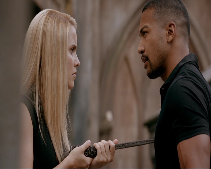 VampireDiaries-dot-nl_TheOriginals4x02NoQuarter1096.jpg