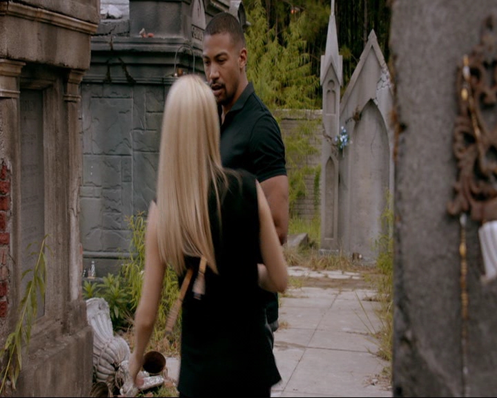 VampireDiaries-dot-nl_TheOriginals4x02NoQuarter1110.jpg