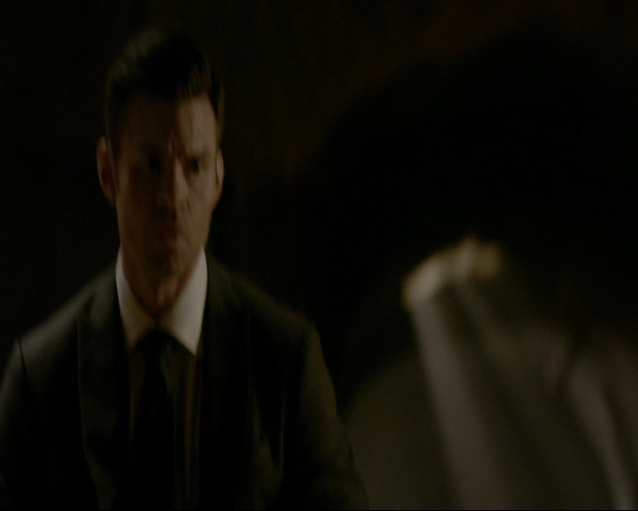 VampireDiaries-dot-nl_TheOriginals4x02NoQuarter1168.jpg