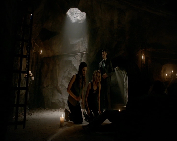 VampireDiaries-dot-nl_TheOriginals4x02NoQuarter1173.jpg