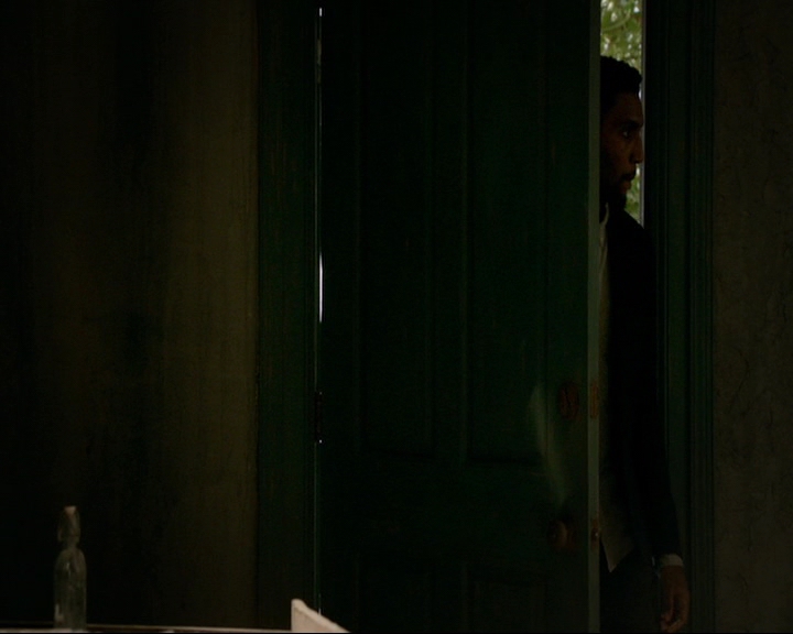 VampireDiaries-dot-nl_TheOriginals4x02NoQuarter1364.jpg