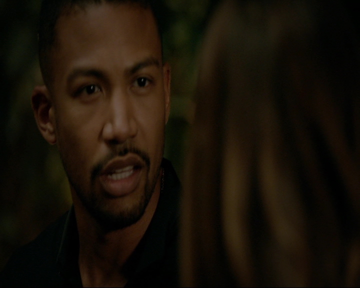 VampireDiaries-dot-nl_TheOriginals4x02NoQuarter1695.jpg